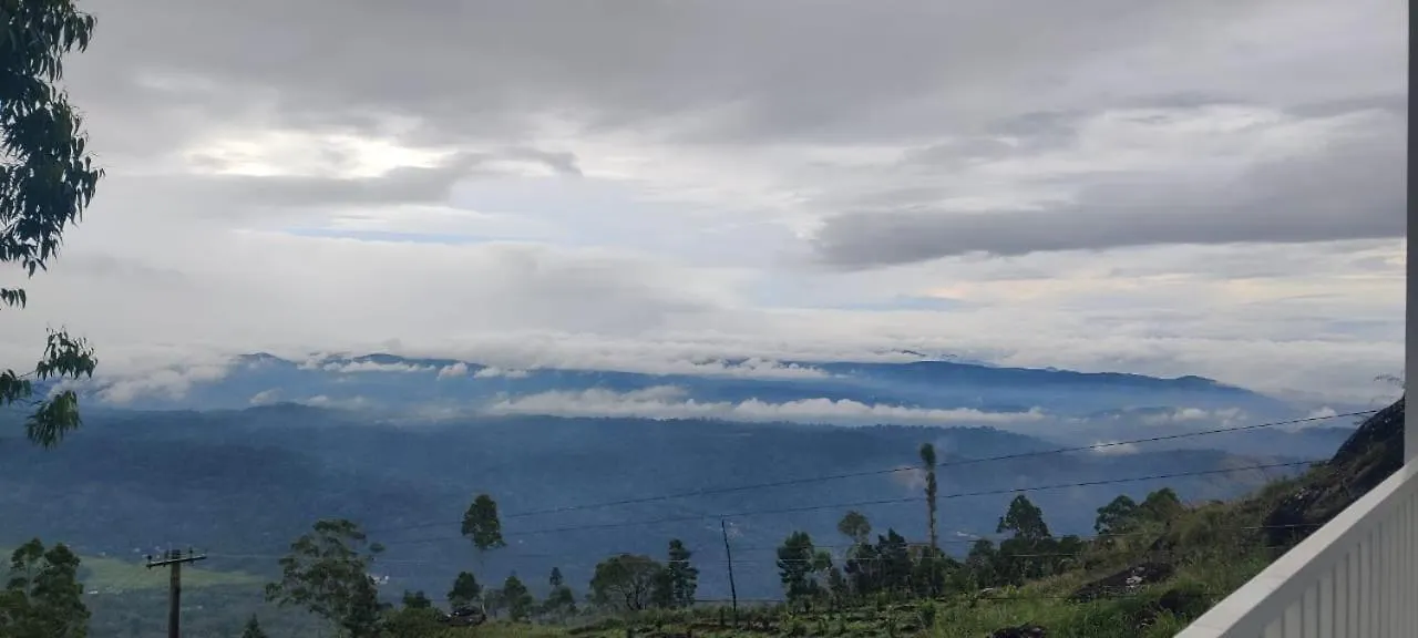 Hotel Misty Cabin Valley View Devikolam