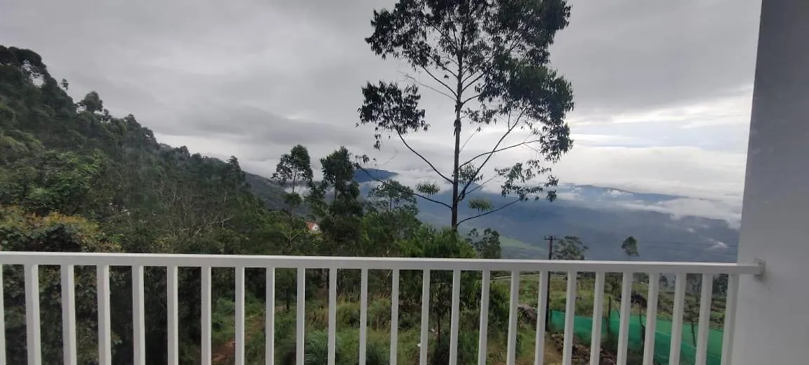 Misty Cabin Valley View Devikolam 0*,