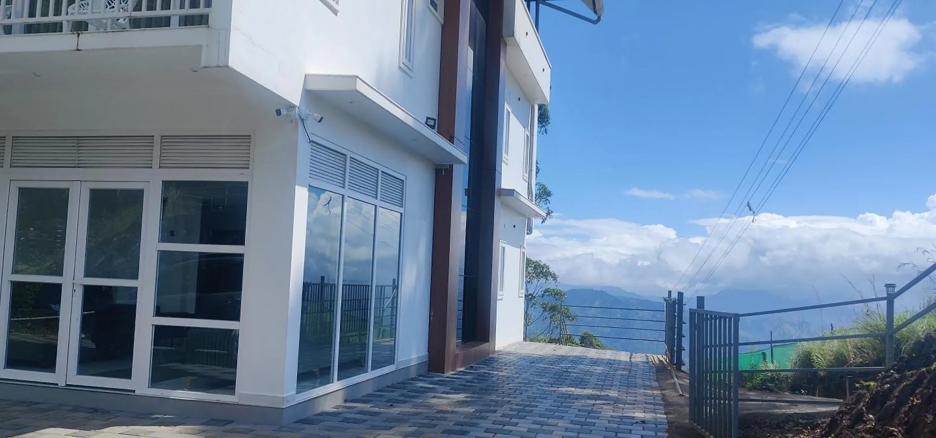 Hotel Misty Cabin Valley View Devikolam Indien
